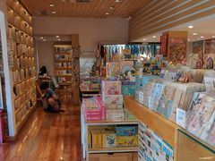 -猫的天空之城概念书店(景德镇陶溪川店)