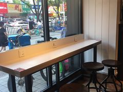 用餐区-肯德基(夏湾店)