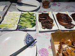 香酱热肘子-傅记酱肉