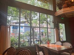 -玛格萝妮比萨屋(陆家浜路店)