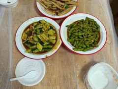-郑记•不夜城烧烤•龙虾•虾蟹(黄鹤楼店)