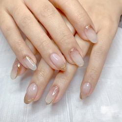 -悦指间美甲美睫