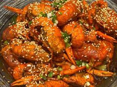 -肥肥虾庄·金牌油焖大虾(汉口城市广场店)