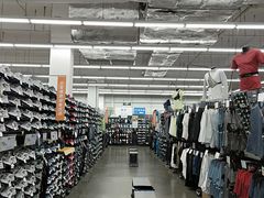 -迪卡侬(金龙湖店)