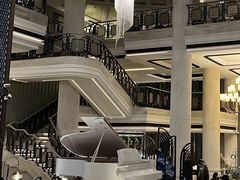 -浅深(世茂滨江精品店)