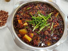 -乡土特色.冷锅鱼.牦牛肉汤锅