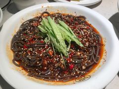 -江渔儿酸菜鱼·拔草餐厅(虎门君乐汇店)