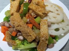 素拼盘-大嘻咹biangbiang面(历史博物馆店)