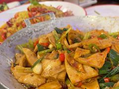 -路边边.炒菜烧烤.音乐餐厅(良乡长虹店)