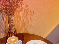 -Fridi Patisserie Cafe