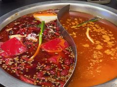 -沸炉重庆老火锅(军事博物馆店)