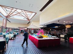 -东方苑自助餐厅(稻香湖景酒店)