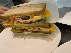 培根鸡肉大嘴三明治-星巴克(万都店)