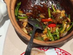 -八府香鸭·啫啫煲(华山路店)