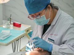 -海南口腔医院(国贸门诊部)