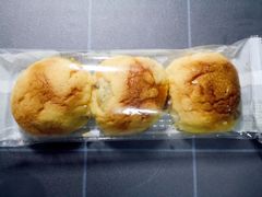 香提菠萝面包-九月生活(新市街店)