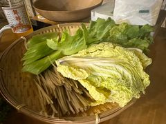-聚汇三少·龙虾·中餐厅(莫邪路新天地店)