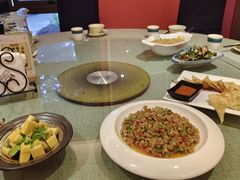 -香巴拉云南餐厅(华莱坞店)