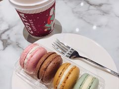 臻致马卡龙-COSTA COFFEE(来福士广场1F店)