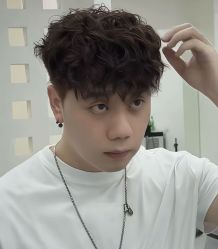 -贝勒爷专业男发