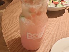 -芭莉与彩虹西餐厅(成都合生汇店)
