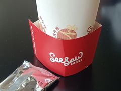 芝士丝绒拿铁冰-Seesaw Coffee(苏州中心店)