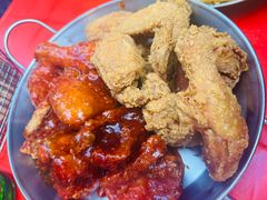 -BHC炸鸡(明洞总店)