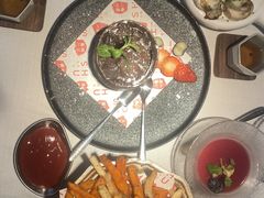 -春树下·树屋花房西餐厅(罍街AS1980店)