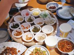 -包整·丝娃娃(一览甲秀楼风景店)