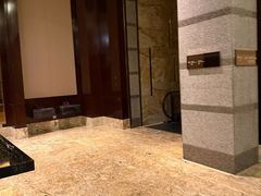 -成都保利公园皇冠假日酒店(熊猫基地店)