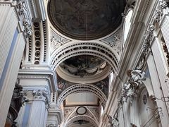 -皮拉尔圣母圣殿主教座堂