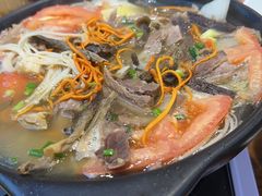 -乡土特色.冷锅鱼.牦牛肉汤锅