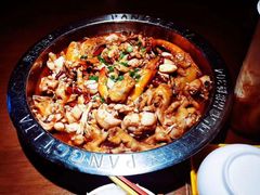 -胖哥俩肉蟹煲(湖滨银泰in77店)
