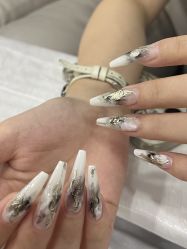 -斯馨·健康美甲美睫