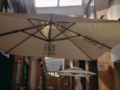 -HUGS coffee(东区店)
