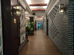 -东方之猪四更烤乳猪(金垦总店)