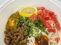 -粉八·云南米线·建水烧烤(常熟路店)