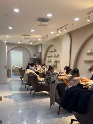 -花系美·美甲美睫精品店