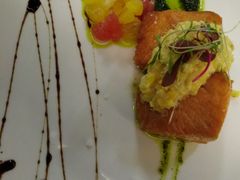 -YUE·6·西式融合餐厅(外滩六号店)