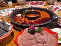 -城墙拐拐火锅(三峡广场黑金冠店)