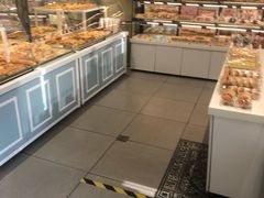 面包甜点陈列柜-金凤成祥(西罗园店)