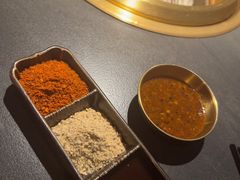 -铭牛烧肉·和牛海鲜自助(高新月牙湖店)