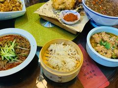 -窄巷子陕菜馆·地道陕西菜(粉巷店)