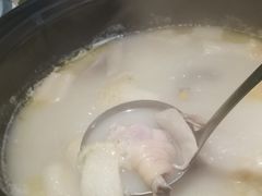 竹笙王猪肚鸡-顺德公广东猪肚鸡·煲仔饭(白石洲店)