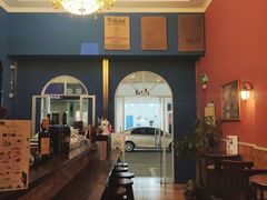 -V&A cafe