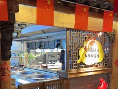 -头上红煨盐鸡·非遗院子餐厅