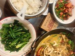 -富正毅三下锅·湘西韵味(天门山索道店)