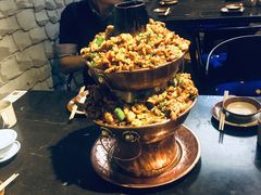 双层牛蛙-巴四老城区炭火蛙锅(张江店)