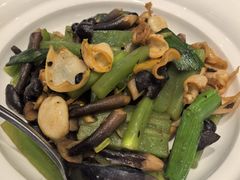 -万龙洲海鲜(大兴绿地缤纷城店)