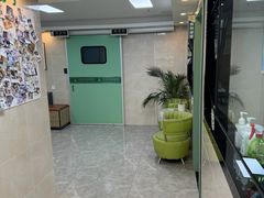 -半岛宠物医院24小时·内窥镜·牙科·碎石中心(府城大道店)